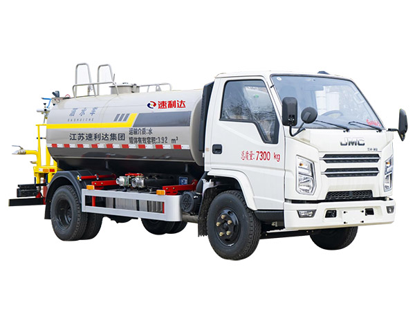 新疆順達(dá)灑水車